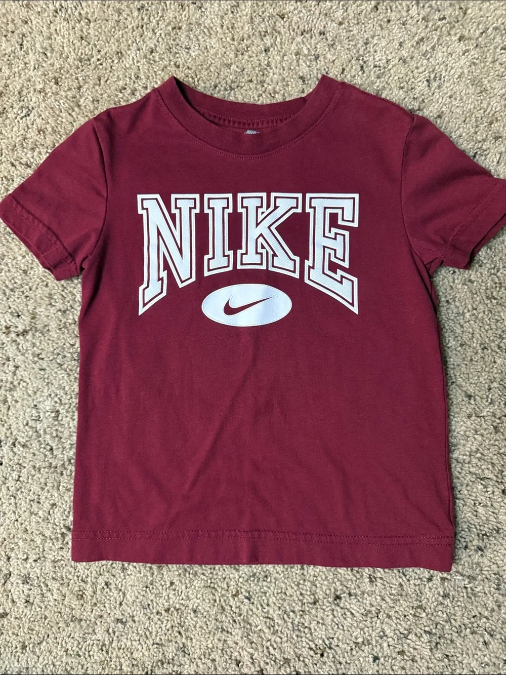 Nike Kids Short Sleeve Tees - Maroon & Forest Green